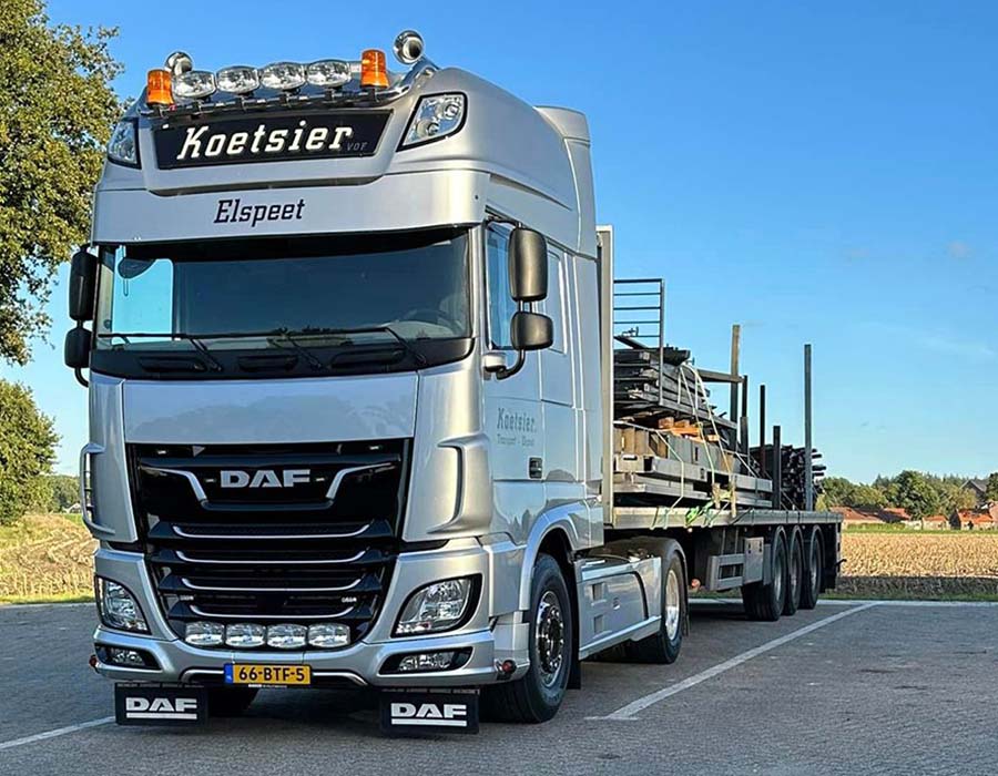 Afgeleverd aan Koetsier Transport Elspeet; dikke DAF XF Super Space Cab